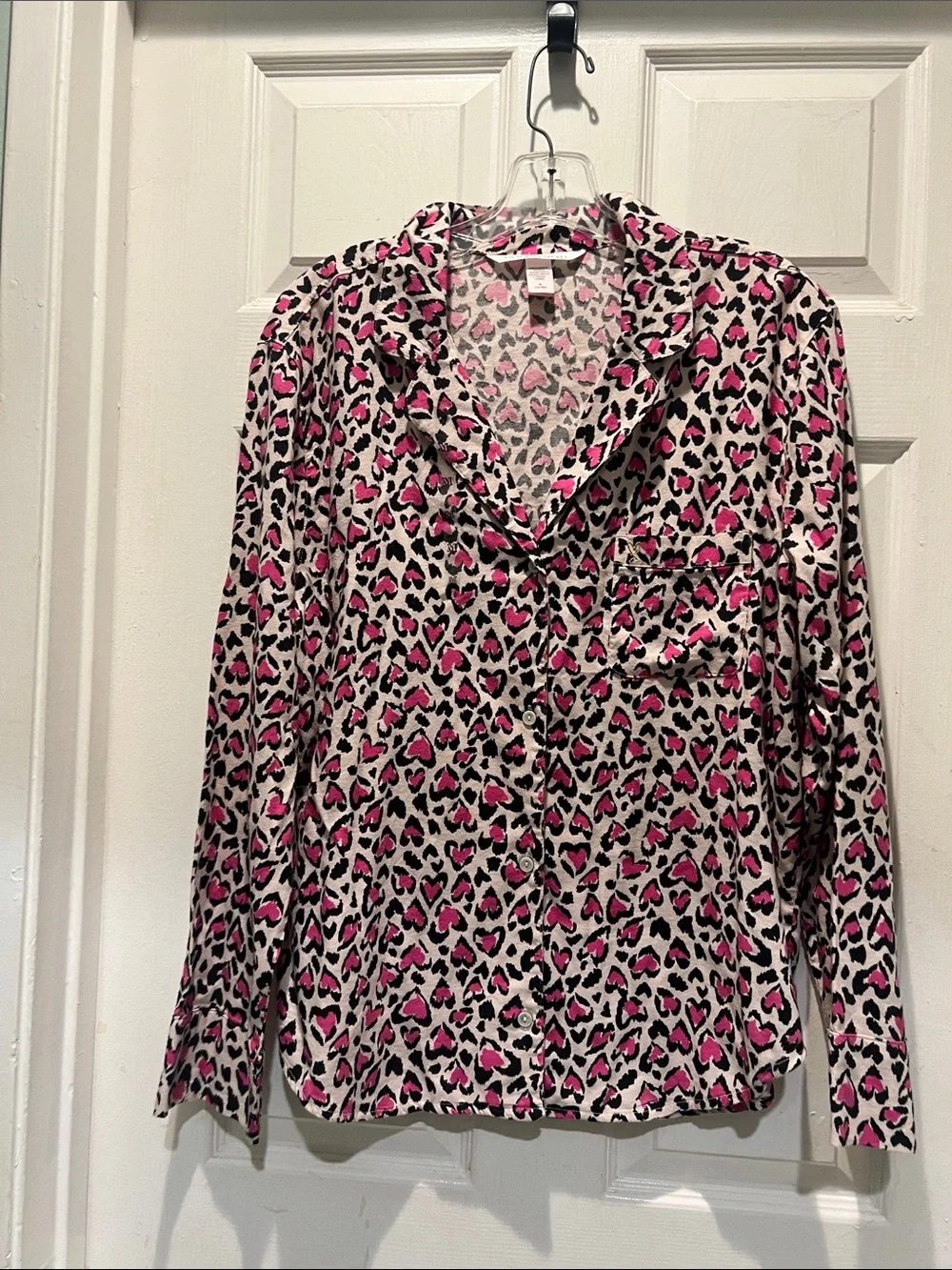 Victoria's Secret Pink and Black Heart Leopard Button-Front Pajama Top